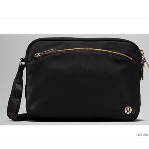 City Adventurer Crossbody Bag 2.5L